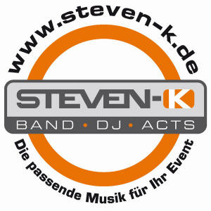 Steven K. Logo in den Kasematten in Düsseldorf